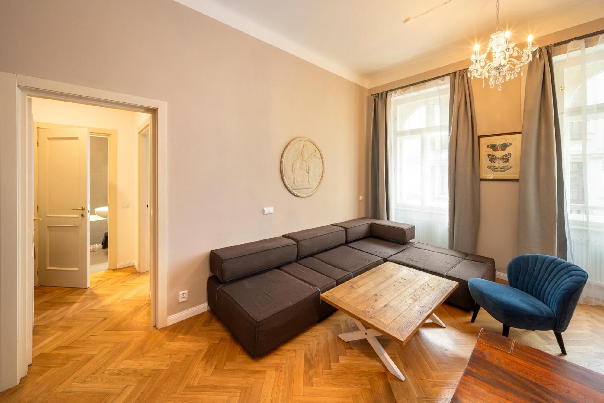 Apart Hotel Zborovska Прага Экстерьер фото