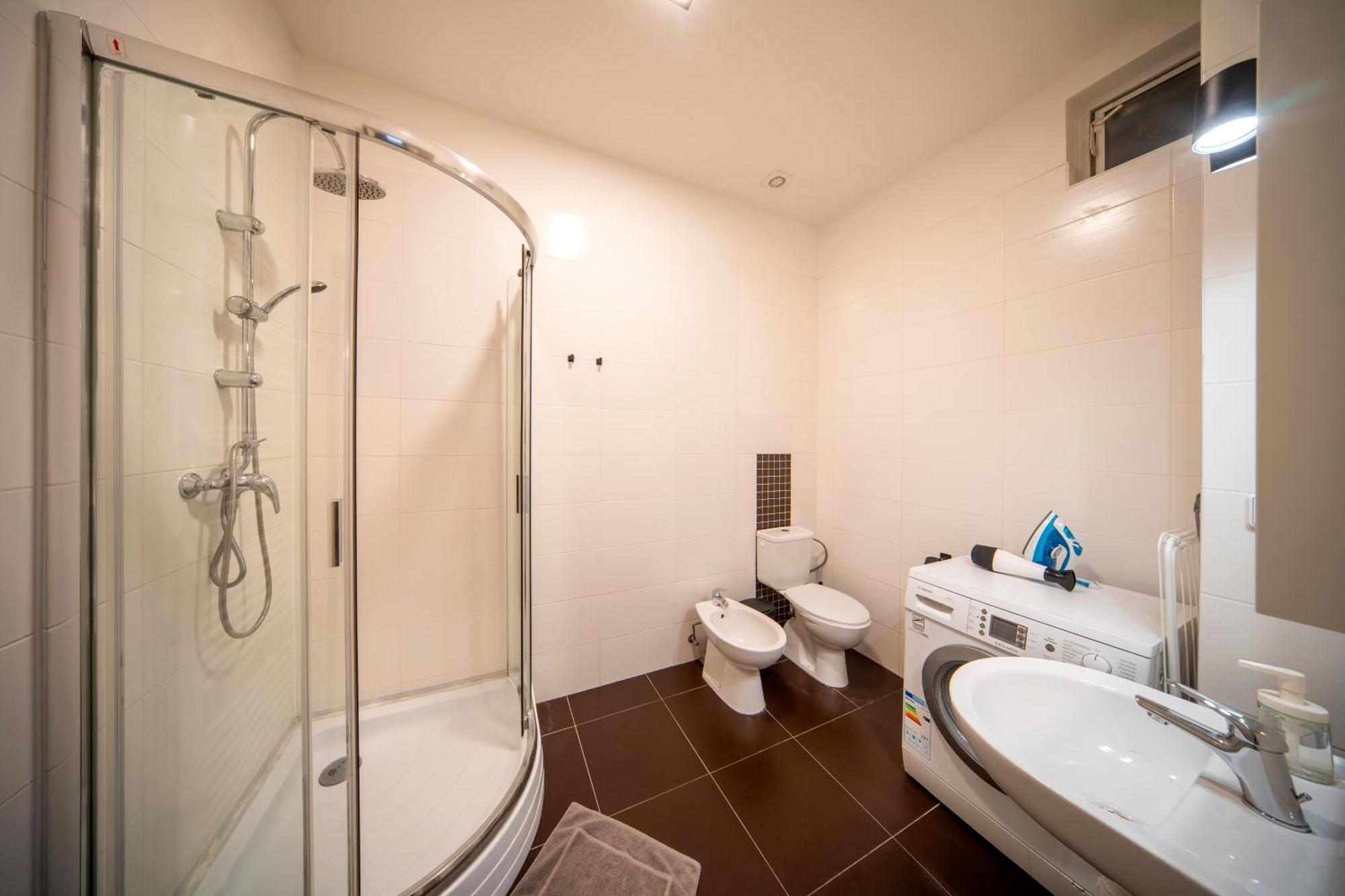 Apart Hotel Zborovska Прага Экстерьер фото